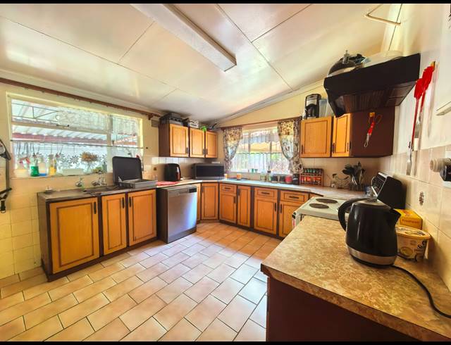 4 BEDROOM HOUSE FOR SALE IN SASOLBURG EXT 12